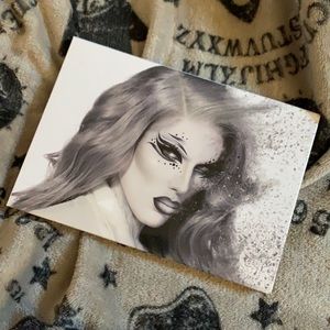 jeffree star cremated palette